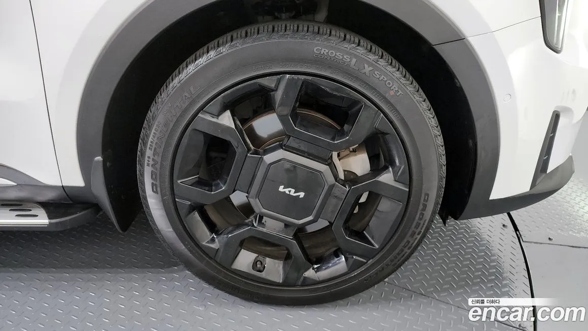 Kia Sorento — фото 5