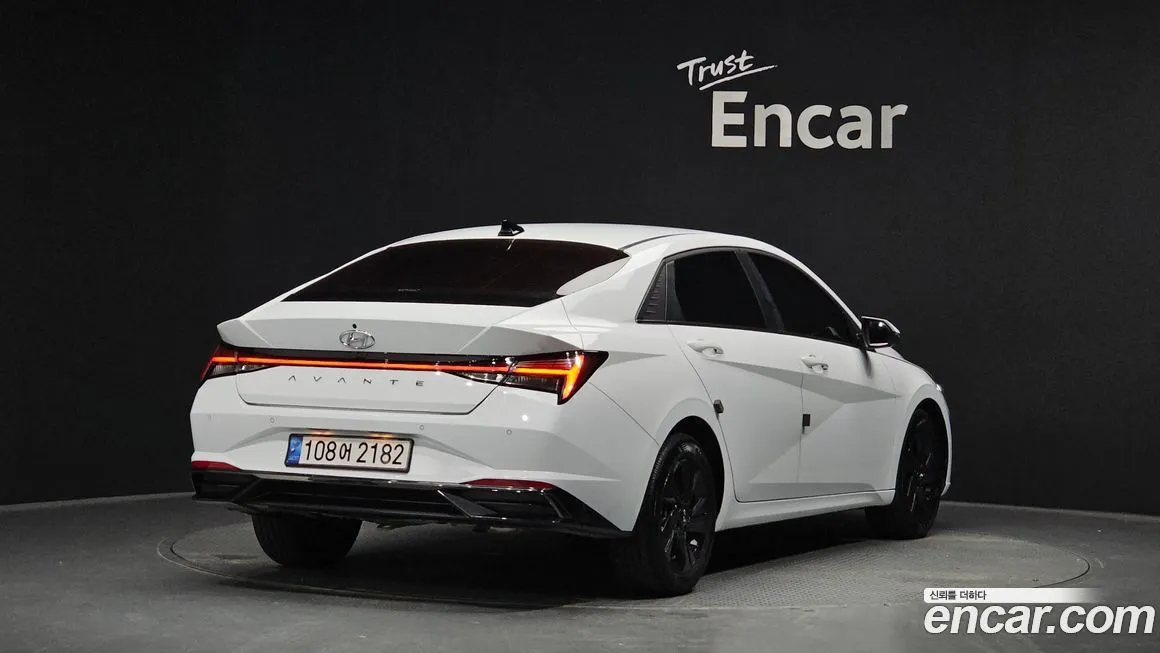 Hyundai AVANTE — фото 2