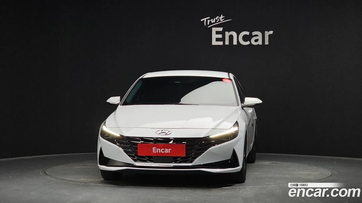 Hyundai AVANTE — фото 3