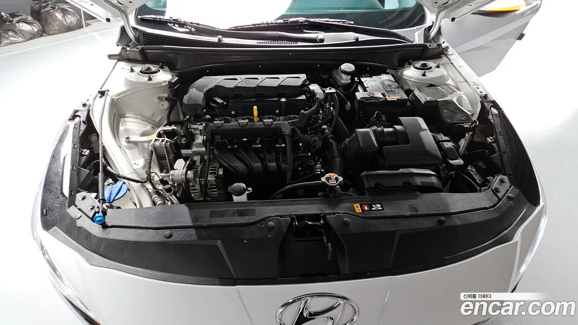 Hyundai AVANTE — фото 6