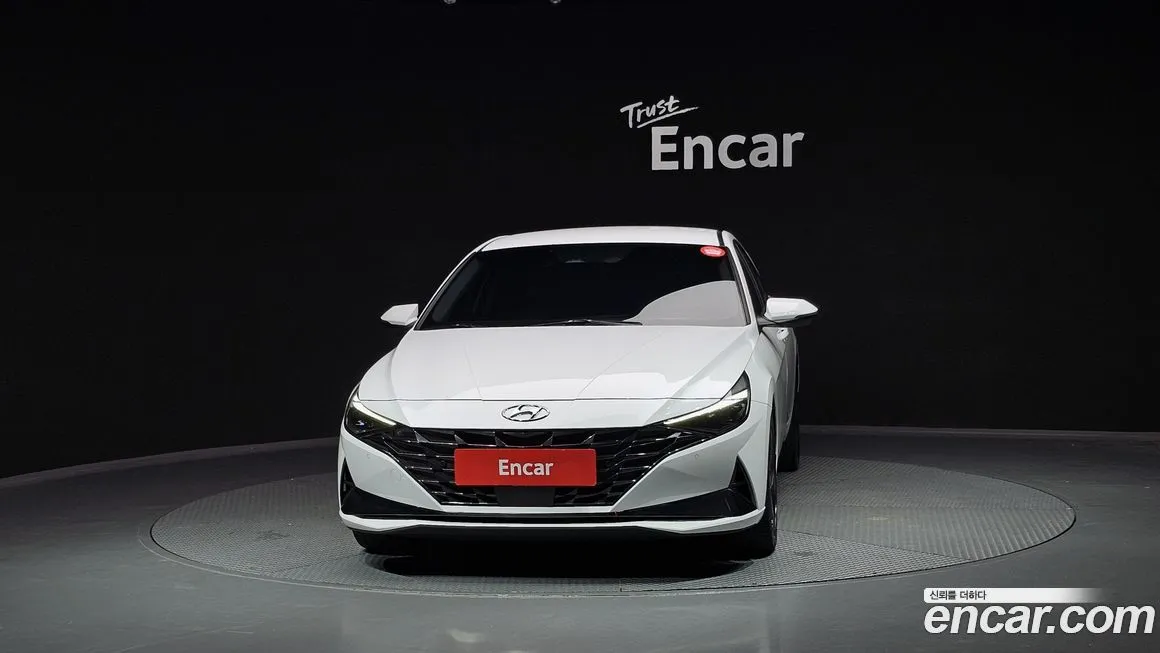 Hyundai AVANTE — фото 3