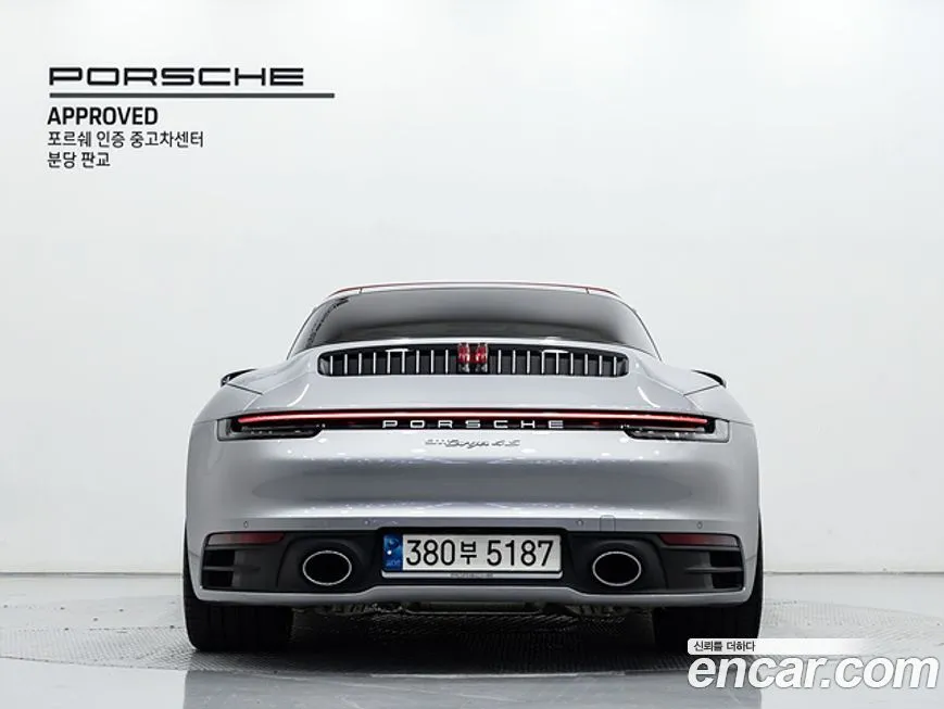 Porsche 911 2021 из KR, фото 4