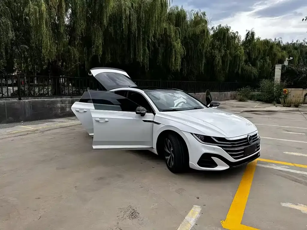 Volkswagen CC 2022 из CN, фото 3