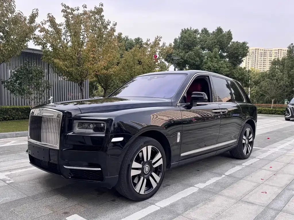 Rolls-Royce Cullinan — фото 2