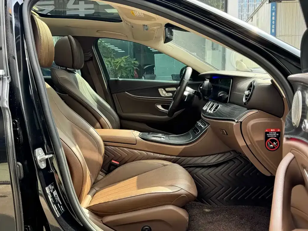 Mercedes-Benz E-Class 2021 из CN, фото 9