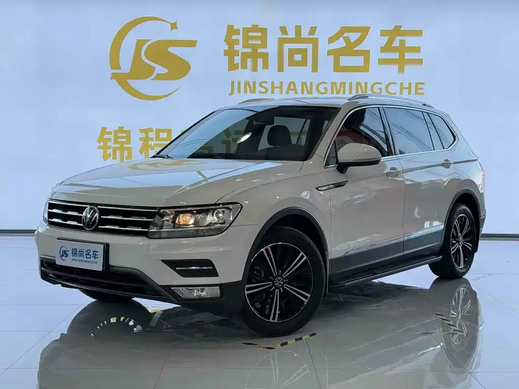 Volkswagen Tiguan L 2021 из CN, фото 1