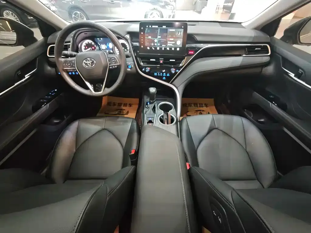 Toyota Camry 2021 из CN, фото 8