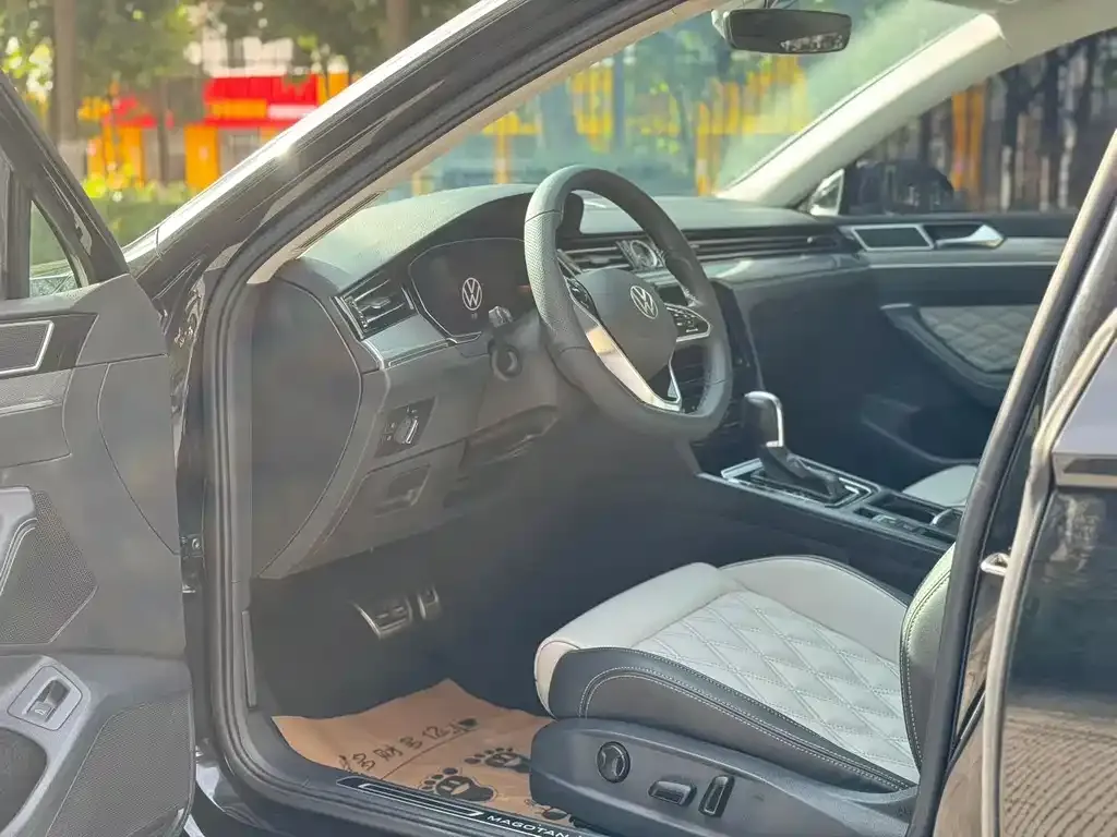 Volkswagen Magotan 2024 из CN, фото 5