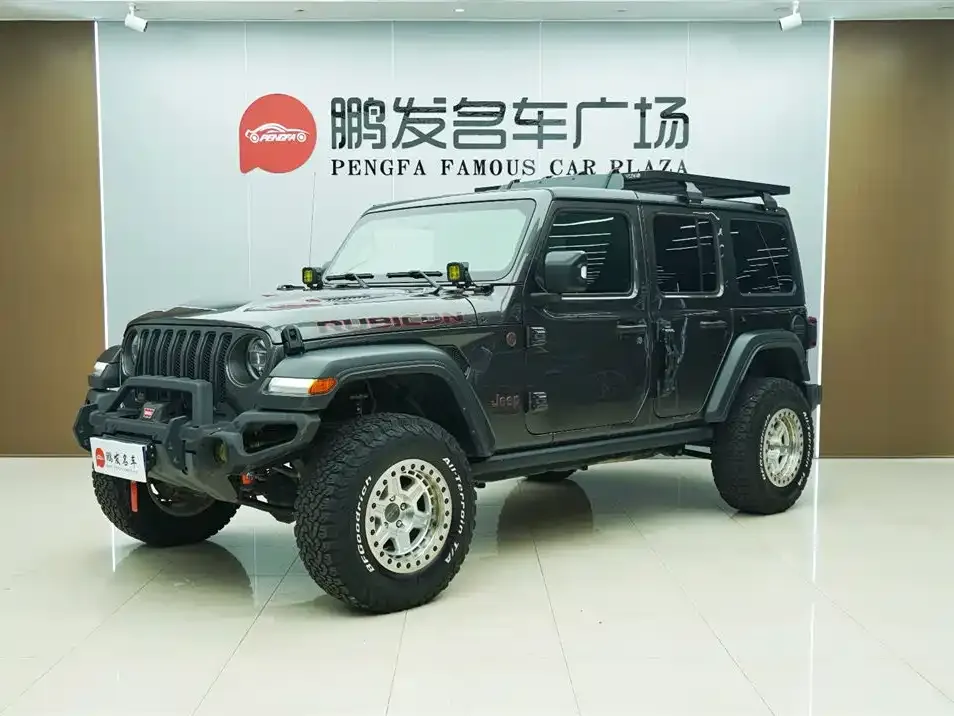 Jeep Wrangler — фото 1