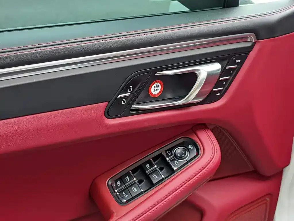Porsche Macan 2021 из CN, фото 4