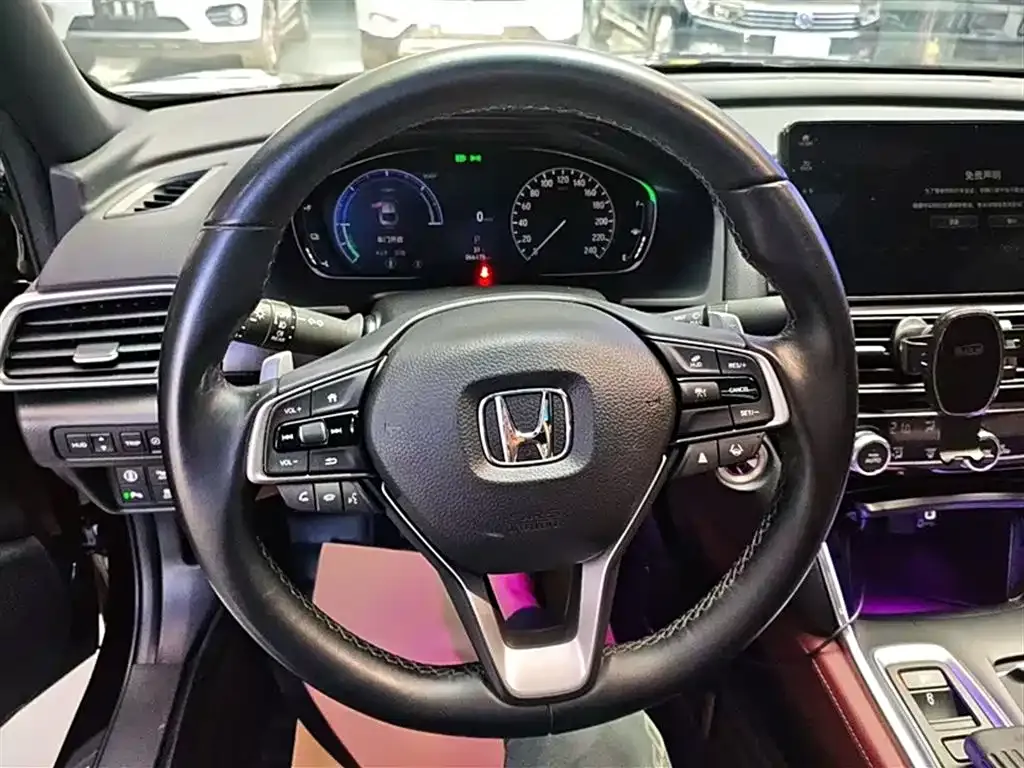 Honda Inspire 2023 из CN, фото 4