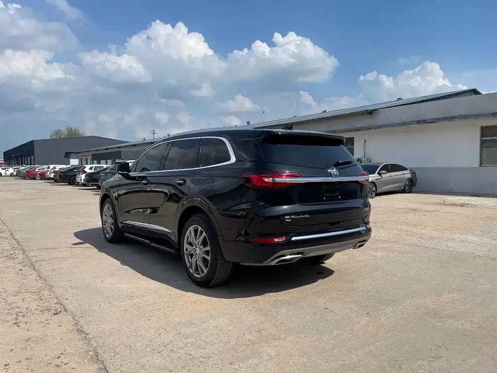 Buick Enclave 2024 из CN, фото 5