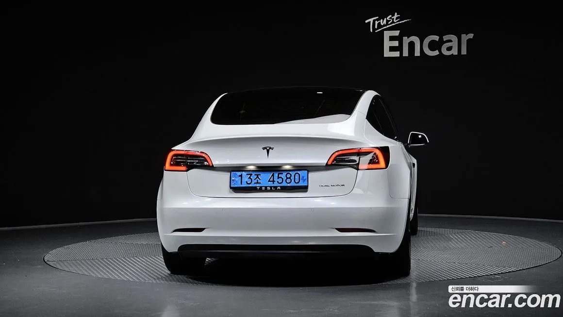 Tesla Model 3 2022 из KR, фото 4