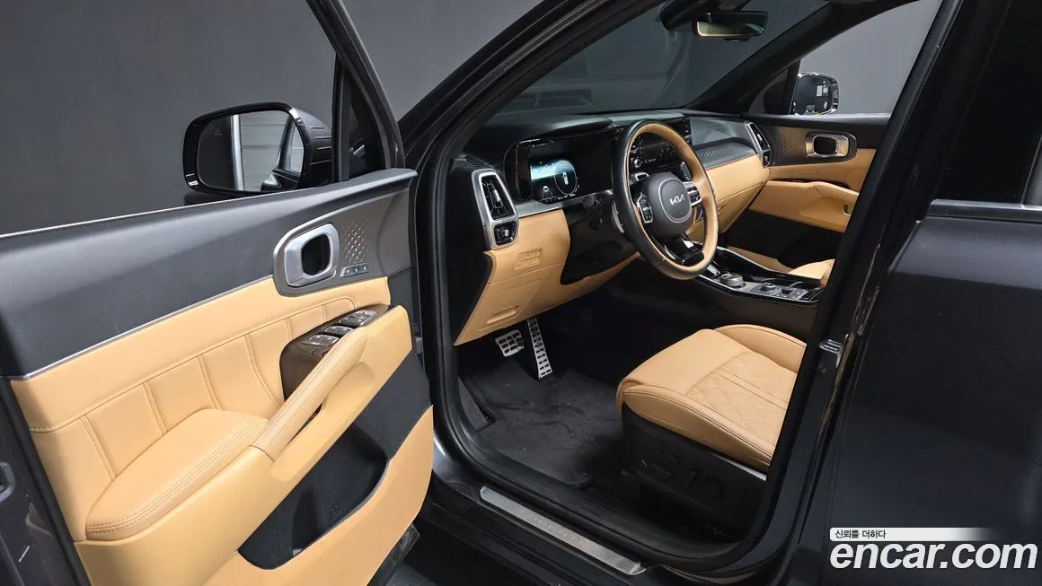 Kia Sorento — фото 10
