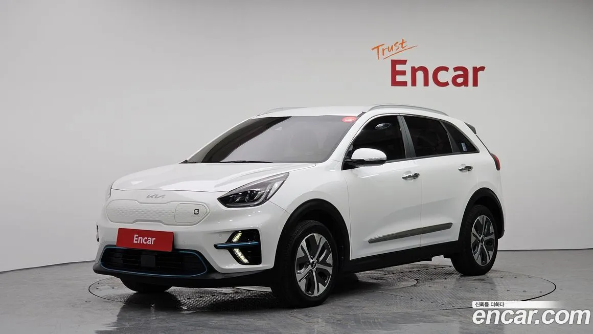 Kia Niro — фото 1