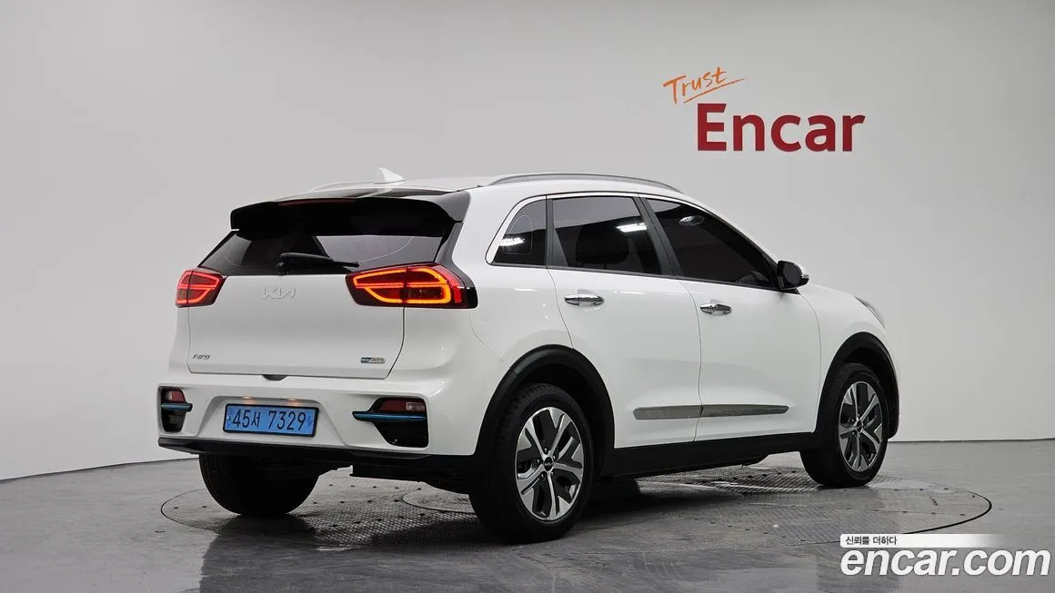 Kia Niro — фото 2