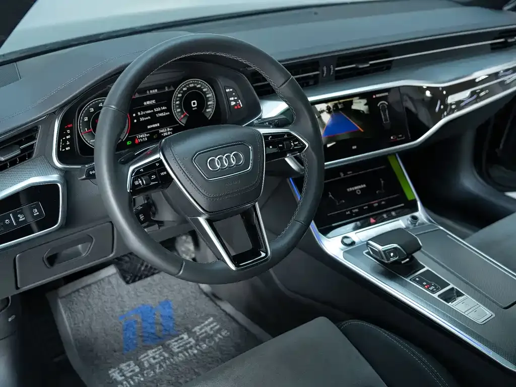 Audi A6L — фото 8