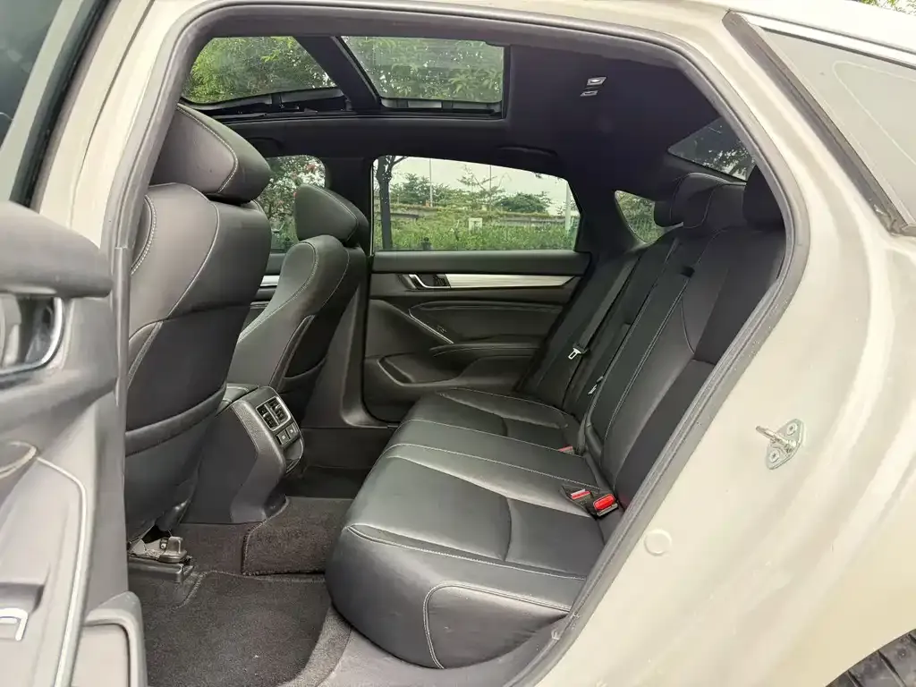 Honda Inspire 2022 из CN, фото 6