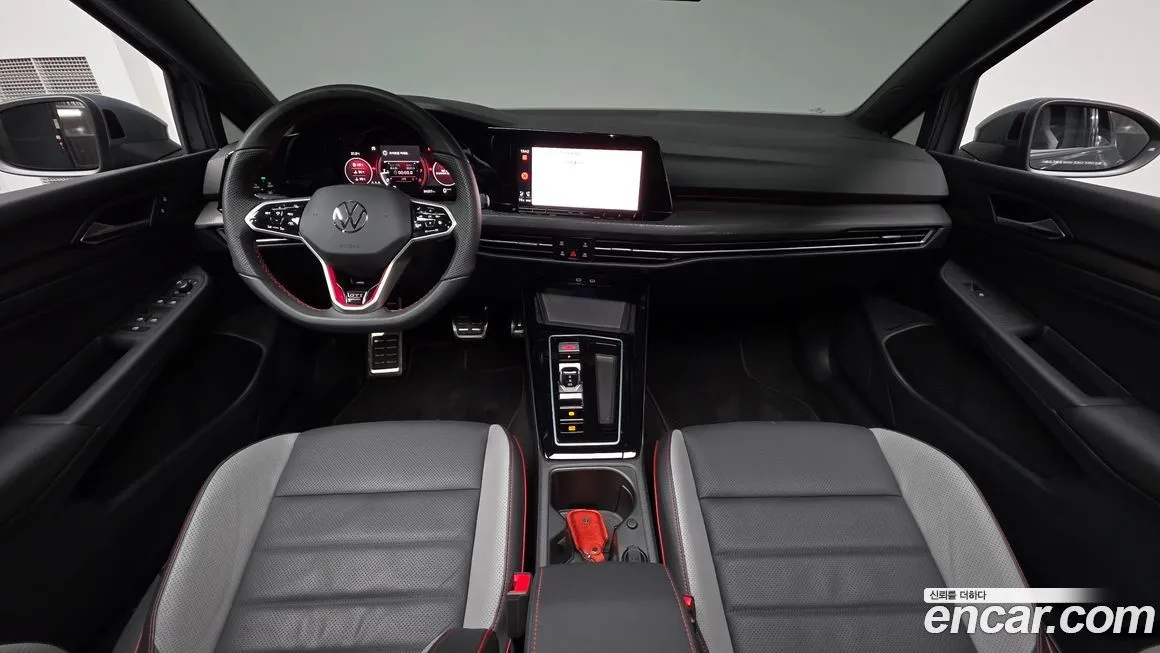 Volkswagen Golf 2023 из KR, фото 7