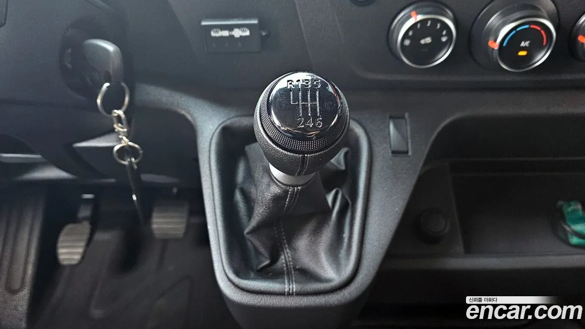 Renault Korea (Samsung) Master 2022 из KR, фото 9