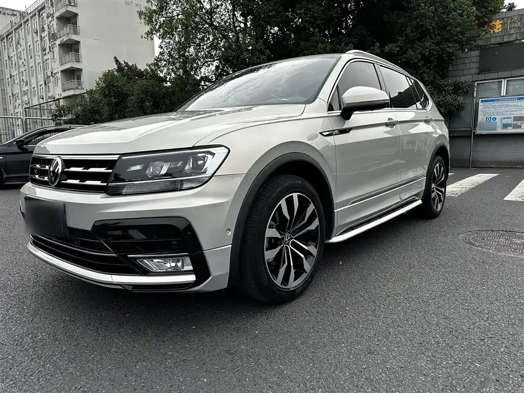 Volkswagen Tiguan L 2021 из CN, фото 1
