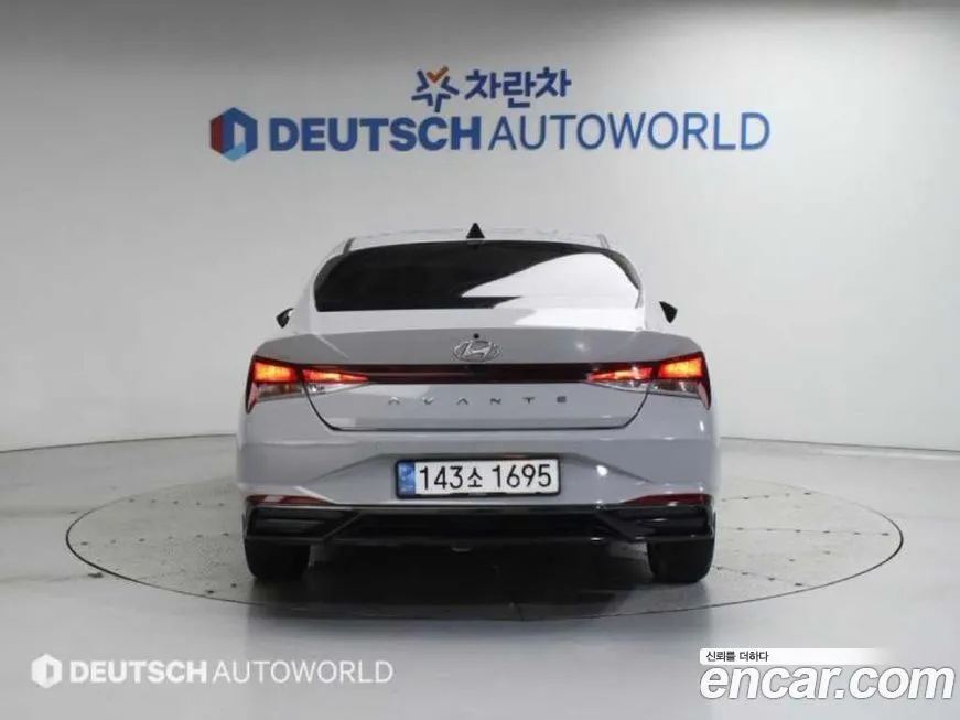 Hyundai AVANTE — фото 4