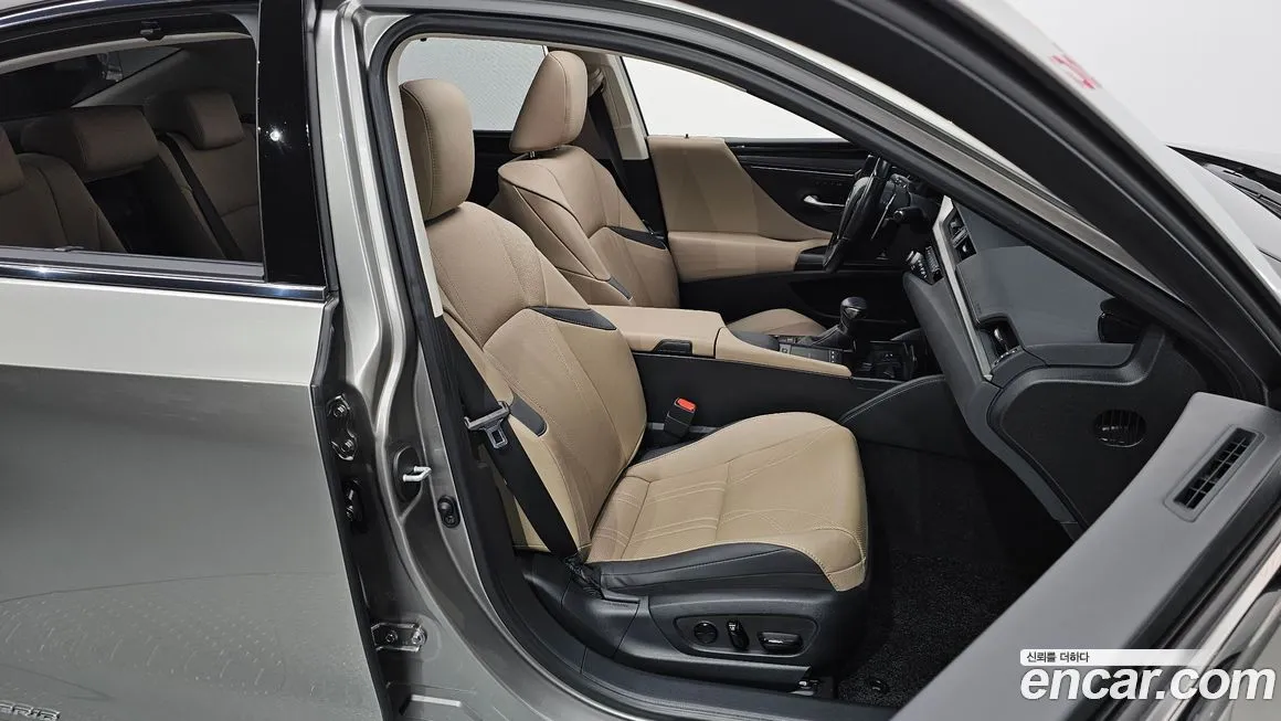 Lexus ES 2021 из KR, фото 10