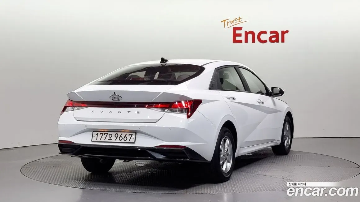 Hyundai AVANTE — фото 2