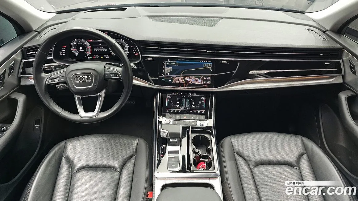 Audi Q7 2021 из KR, фото 7