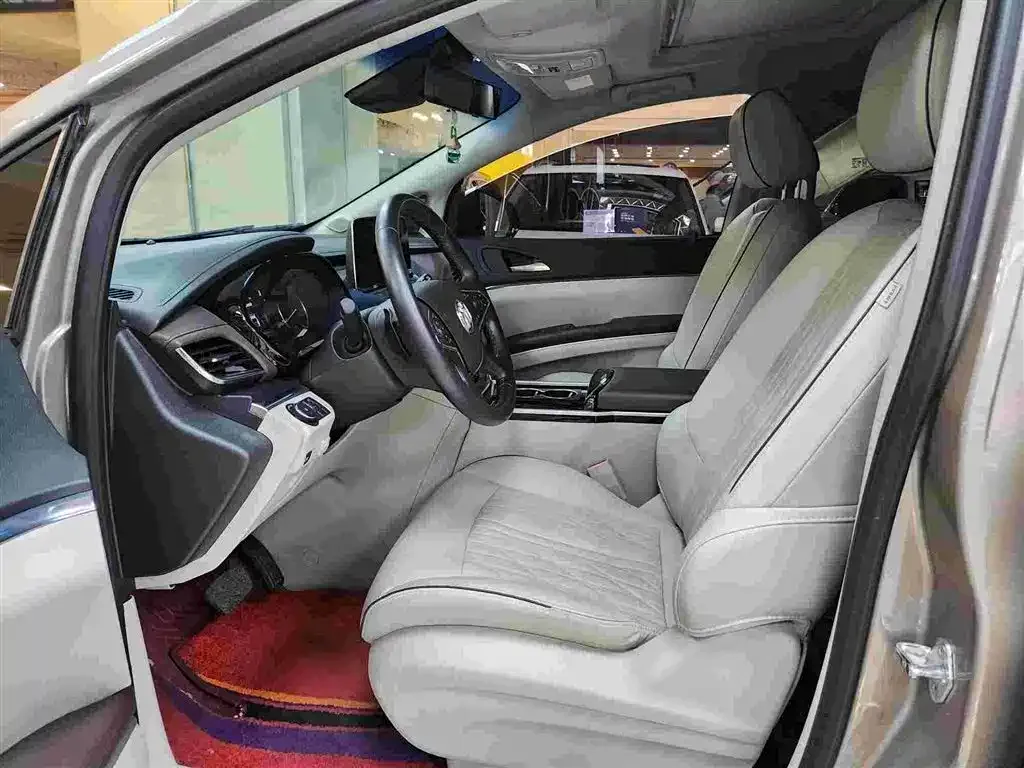 Buick GL8 2022 из CN, фото 10