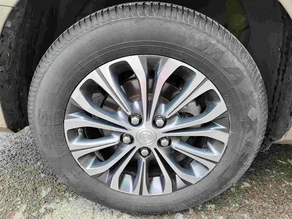 Buick GL8 2022 из CN, фото 6