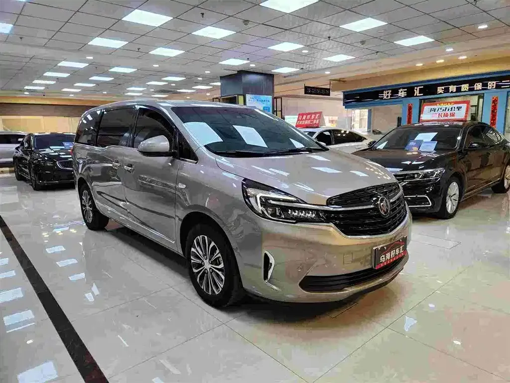 Buick GL8 2022 из CN, фото 9