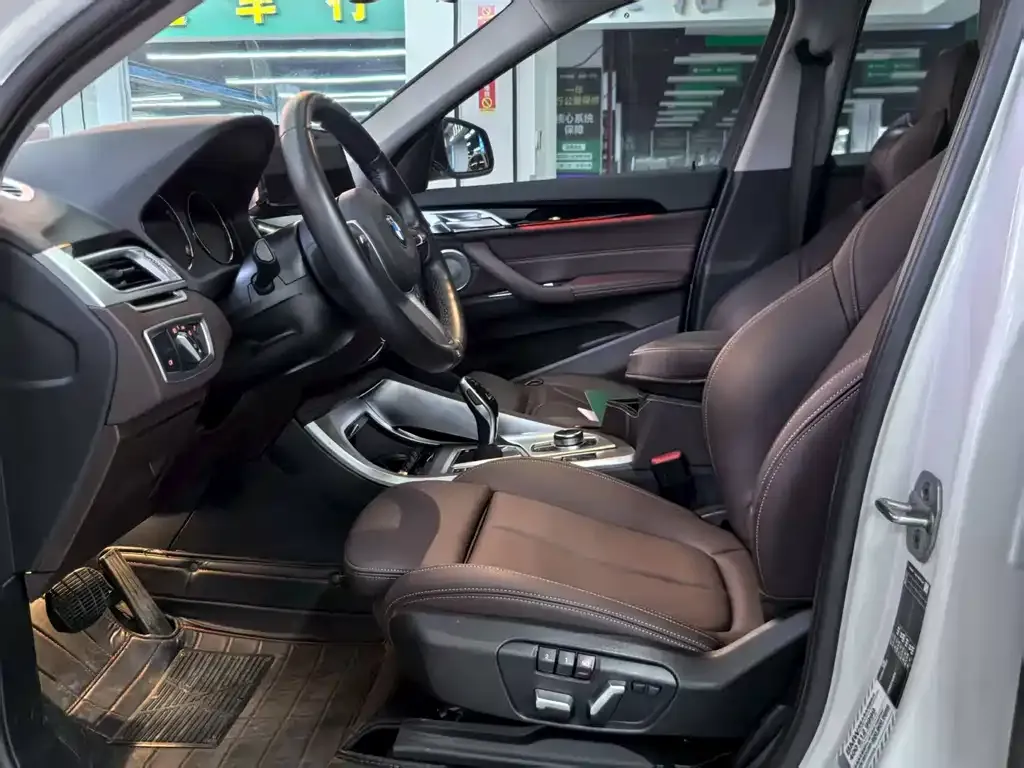 BMW X1 2022 из CN, фото 4