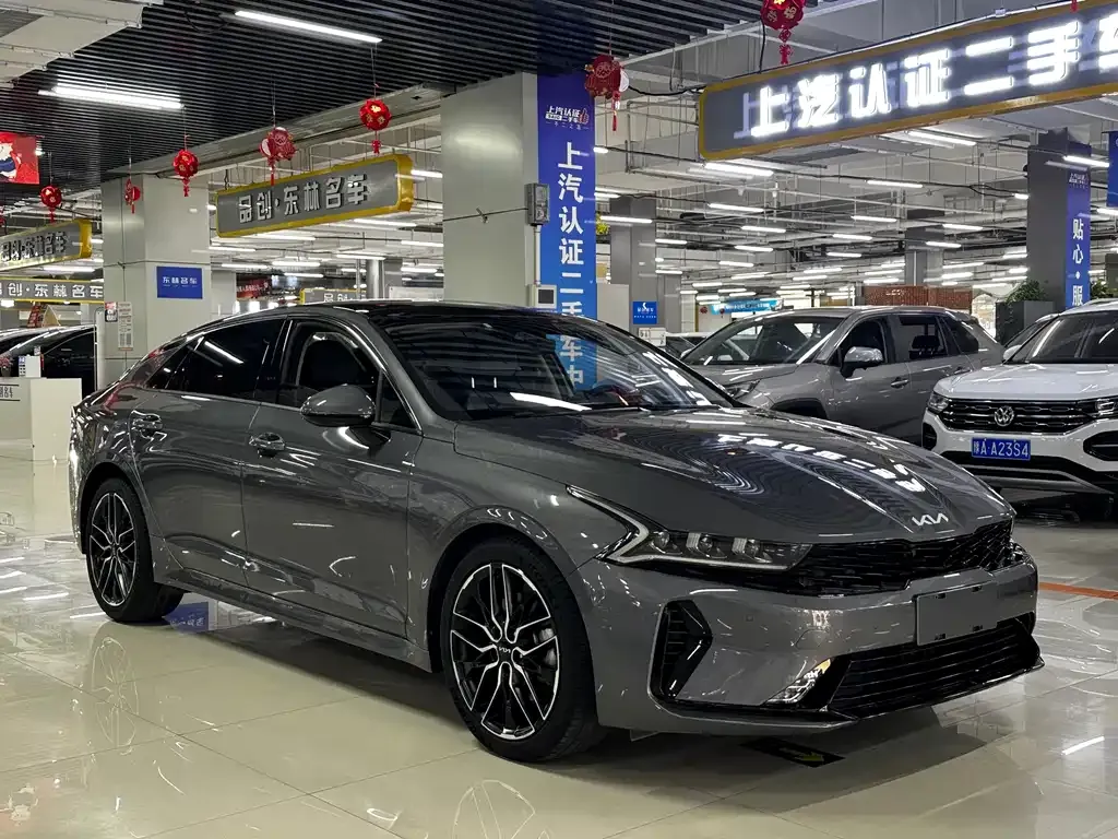 Kia K5 2023 из CN, фото 3