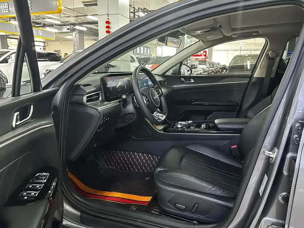 Kia K5 2023 из CN, фото 4