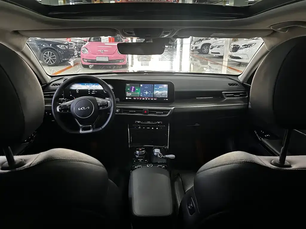 Kia K5 2023 из CN, фото 6