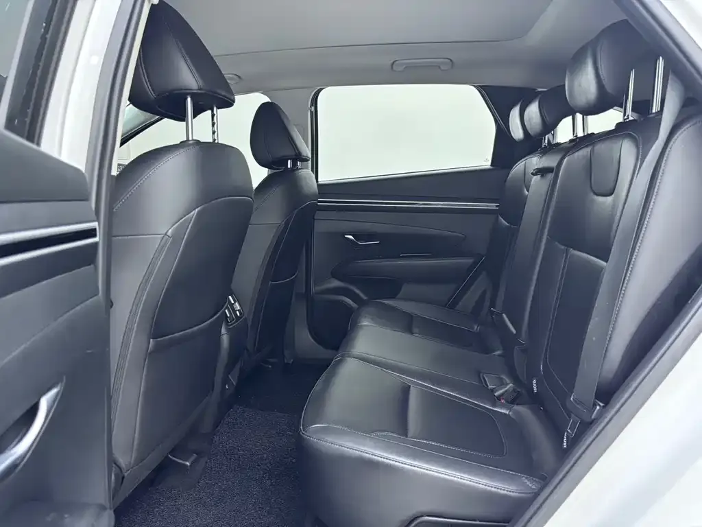 Hyundai Tucson 2022 из CN, фото 5