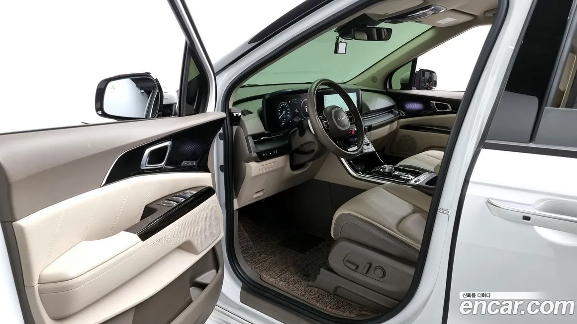 Kia Carnival — фото 10