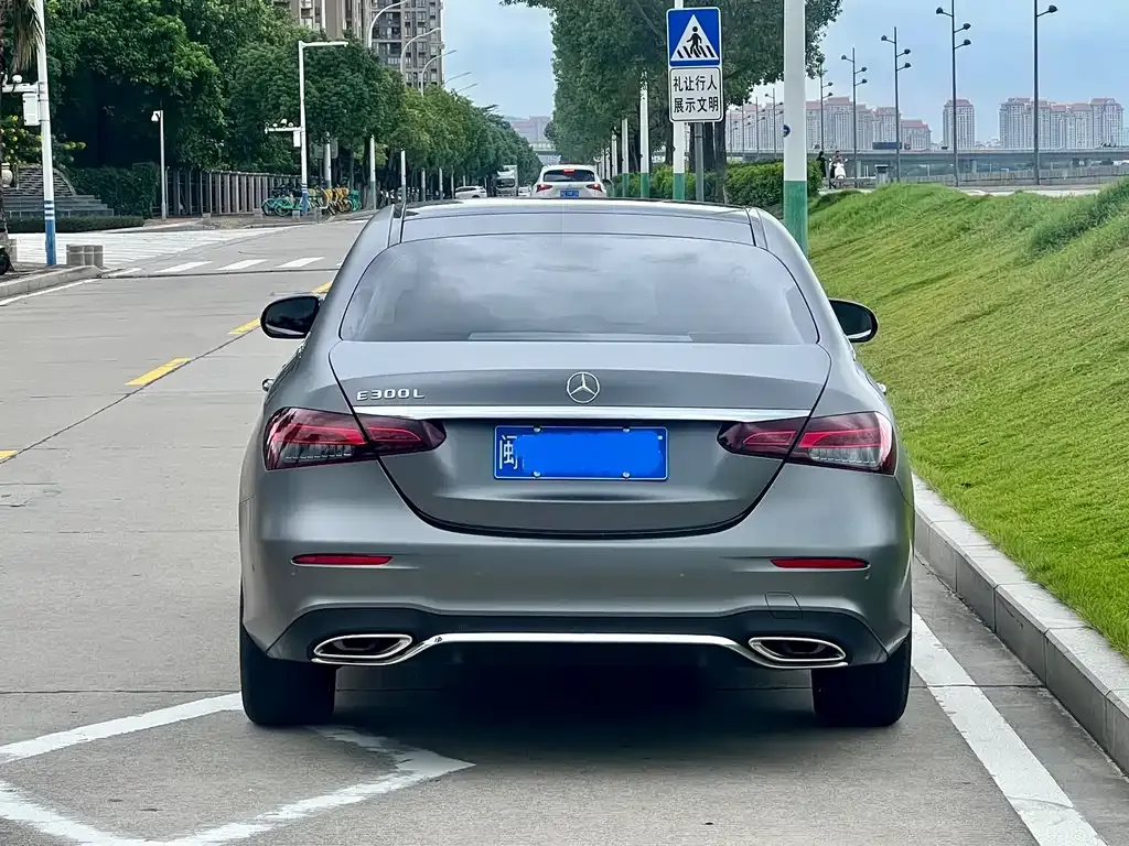 [object Object] E-Class 2022 из CN, фото 3