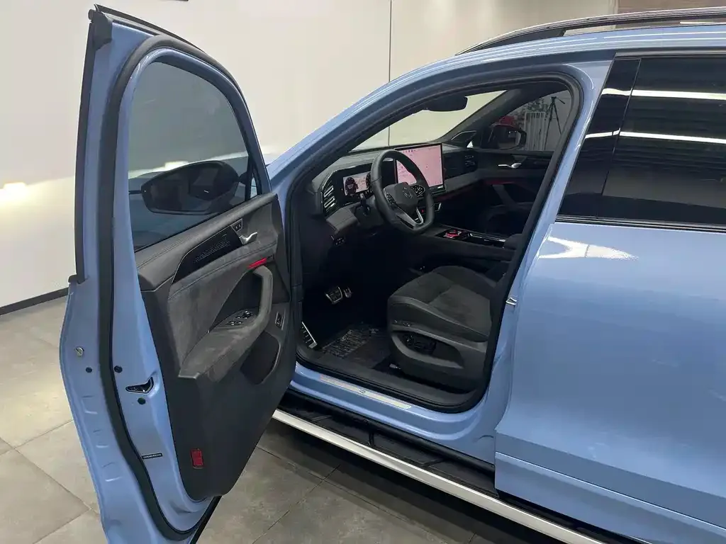 Volkswagen Tiguan L 2024 из CN, фото 7