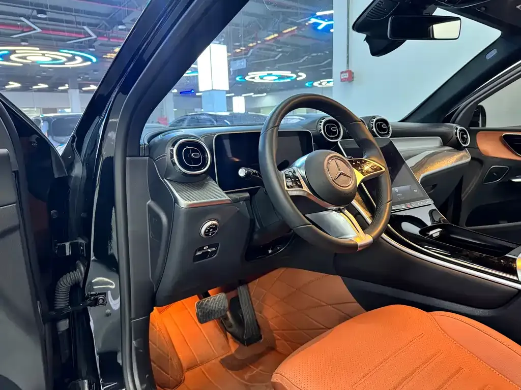 Mercedes-Benz GLC 2023 из CN, фото 7
