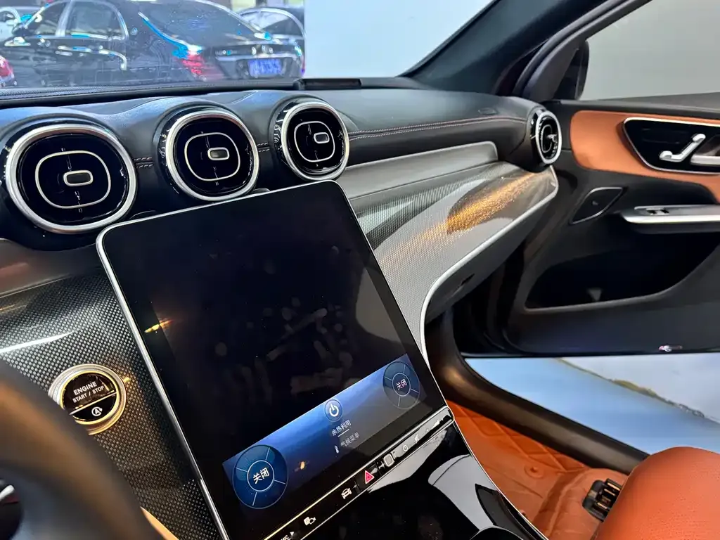 Mercedes-Benz GLC 2023 из CN, фото 9