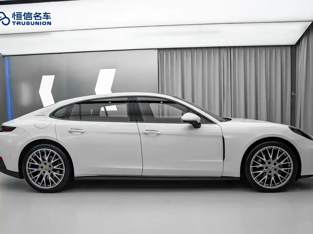 Porsche Panamera 2024 из CN, фото 7