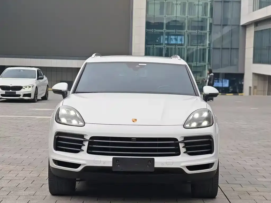 Porsche Cayenne — фото 3