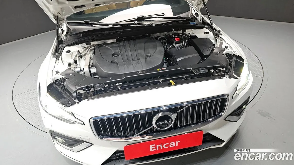 Volvo S60 2021 из KR, фото 6