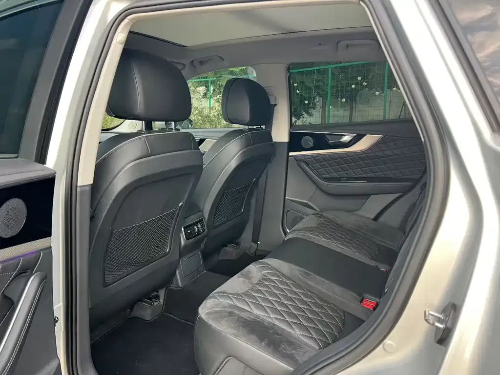 Hongqi HS5 2021 из CN, фото 6