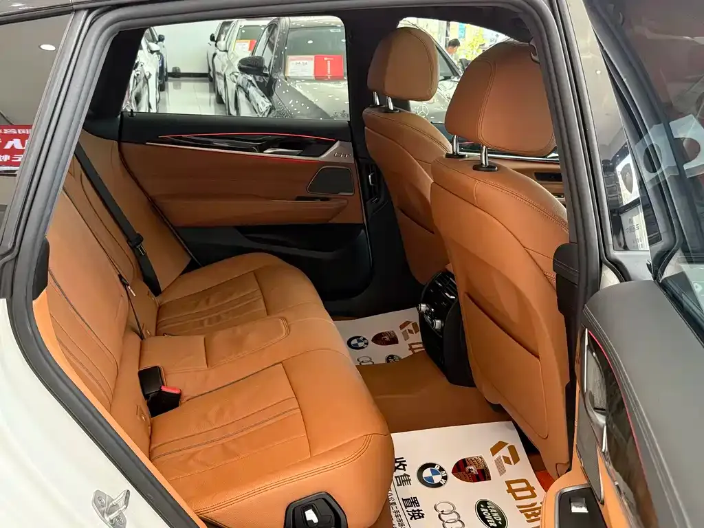 BMW 6 Series GT 2022 из CN, фото 6