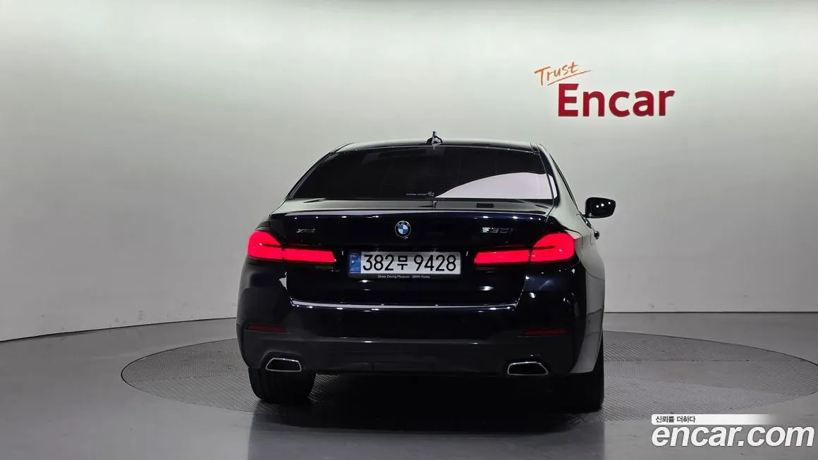 BMW 5-Series 2023 из KR, фото 4