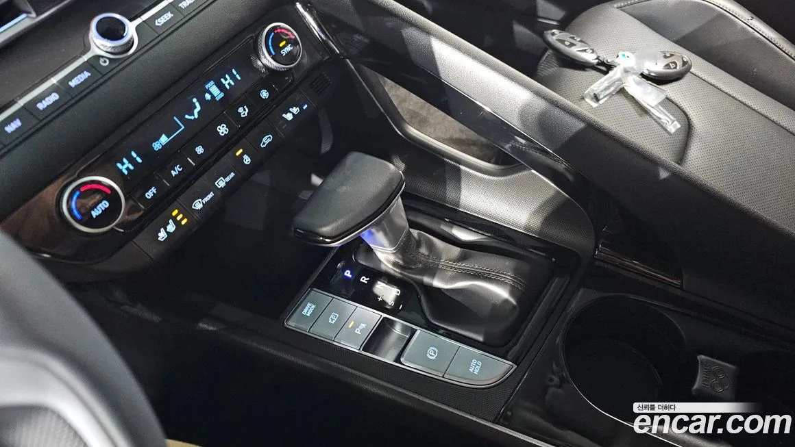 Hyundai AVANTE — фото 9