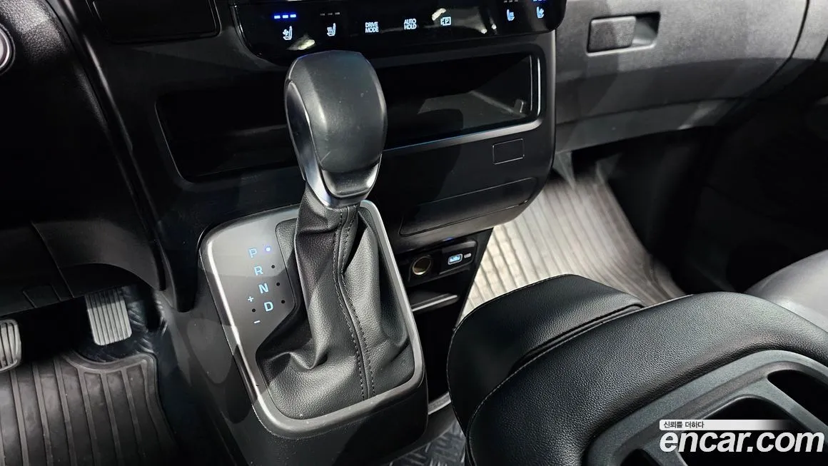 Hyundai Staria — фото 9